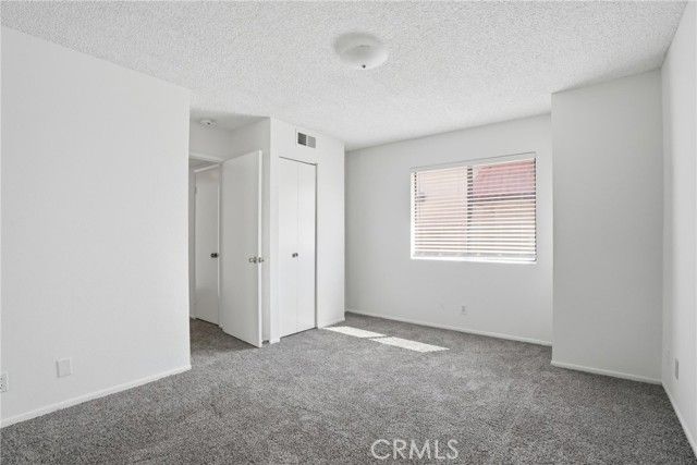 27657 Ironstone Dr 1, Canyon Country (santa Clarita), CA 91387