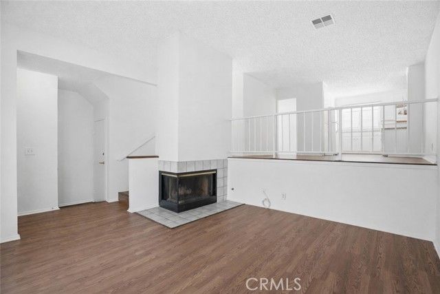 27657 Ironstone Dr 1, Canyon Country (santa Clarita), CA 91387