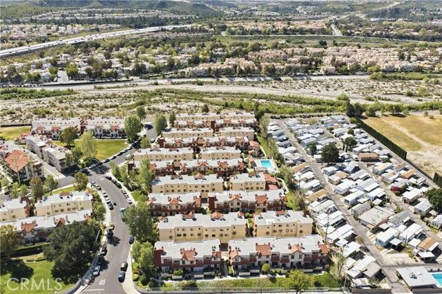 27657 Ironstone Dr 1, Canyon Country (santa Clarita), CA 91387