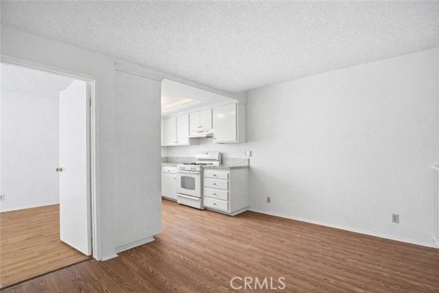 27657 Ironstone Dr 1, Canyon Country (santa Clarita), CA 91387