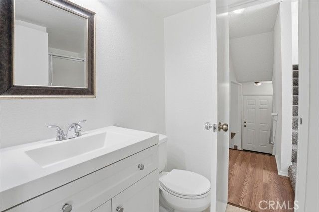 27657 Ironstone Dr 1, Canyon Country (santa Clarita), CA 91387