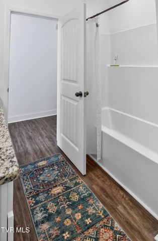 105 Woolsey College Road, Greeneville, TN 37743