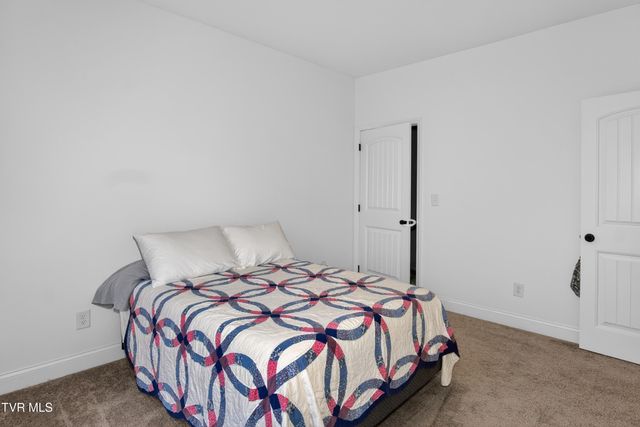 105 Woolsey College Road, Greeneville, TN 37743