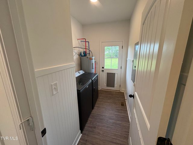 105 Woolsey College Road, Greeneville, TN 37743