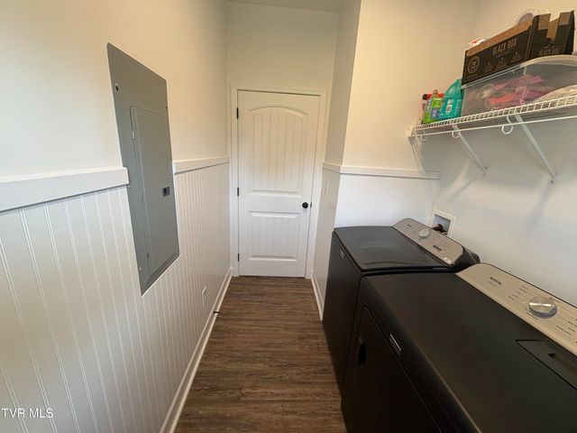 105 Woolsey College Road, Greeneville, TN 37743