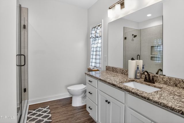 105 Woolsey College Road, Greeneville, TN 37743