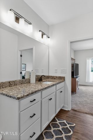 105 Woolsey College Road, Greeneville, TN 37743