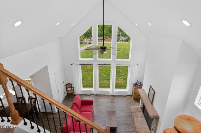 105 Woolsey College Road, Greeneville, TN 37743