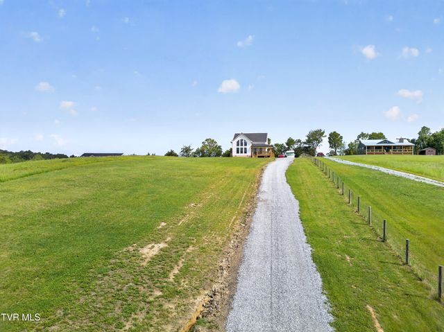 105 Woolsey College Road, Greeneville, TN 37743