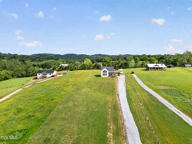 105 Woolsey College Road, Greeneville, TN 37743