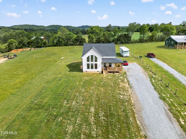 105 Woolsey College Road, Greeneville, TN 37743