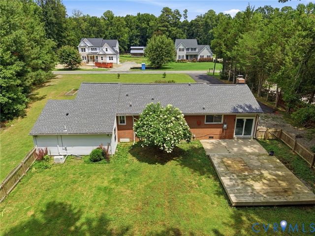 8585 Anderson Ct, Mechanicsville, VA 23116