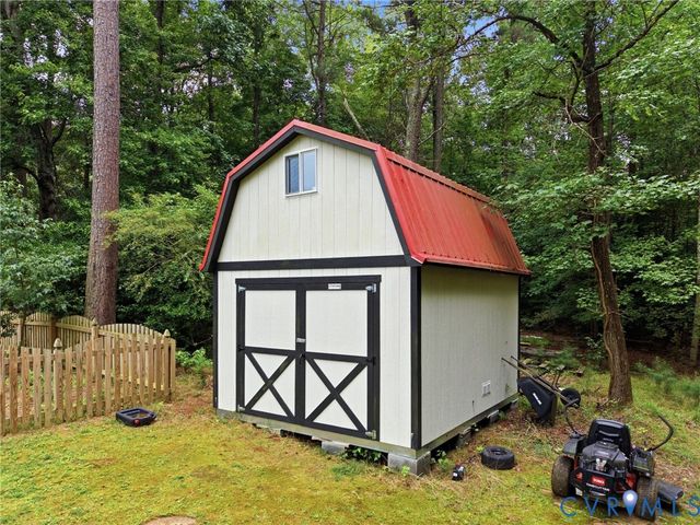 8585 Anderson Ct, Mechanicsville, VA 23116