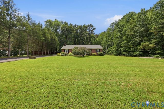 8585 Anderson Ct, Mechanicsville, VA 23116