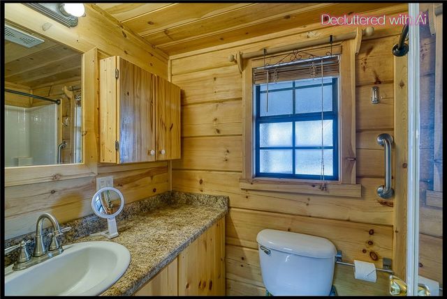 669 N Fleetwood Lane, Fair Play, SC 29643