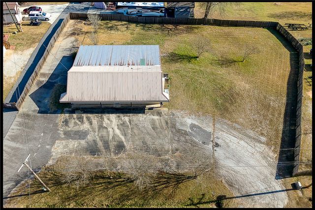 669 N Fleetwood Lane, Fair Play, SC 29643