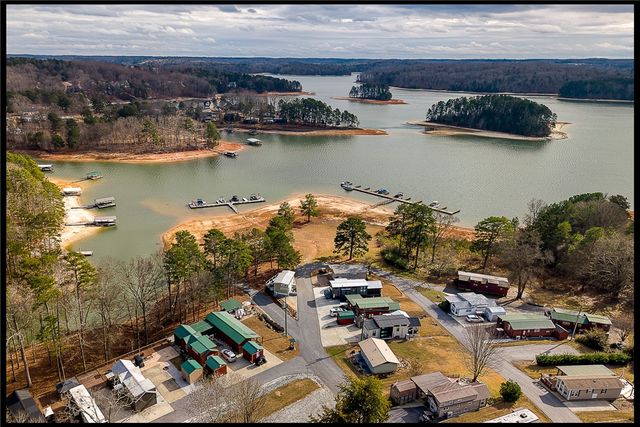 669 N Fleetwood Lane, Fair Play, SC 29643