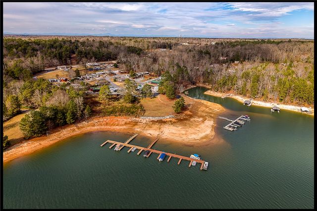 669 N Fleetwood Lane, Fair Play, SC 29643