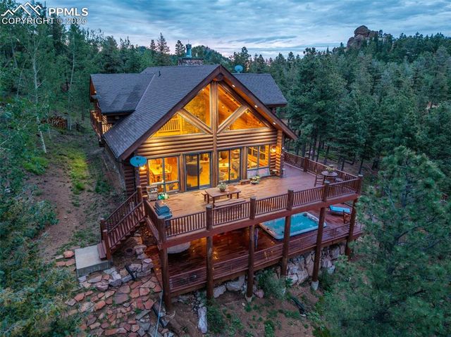 6060 Big Horn Road, Manitou Springs, CO 80829