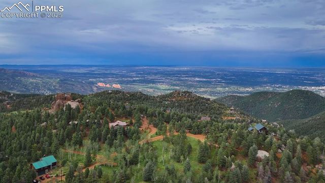 6060 Big Horn Road, Manitou Springs, CO 80829