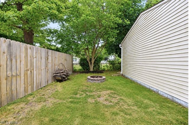 6257 Iroquois Trail, Mentor, OH 44060