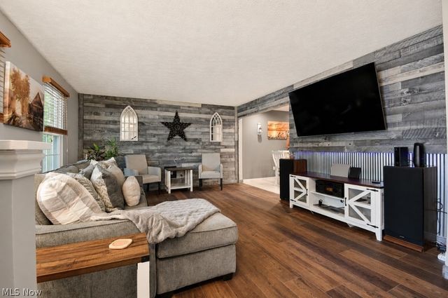 6257 Iroquois Trail, Mentor, OH 44060