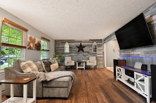 6257 Iroquois Trail, Mentor, OH 44060