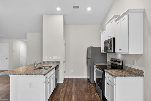 2112 Briar Run Drive, Greensboro, NC 27405