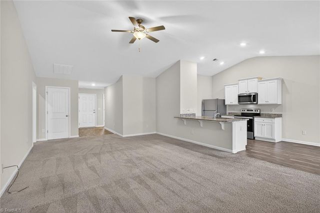 2112 Briar Run Drive, Greensboro, NC 27405