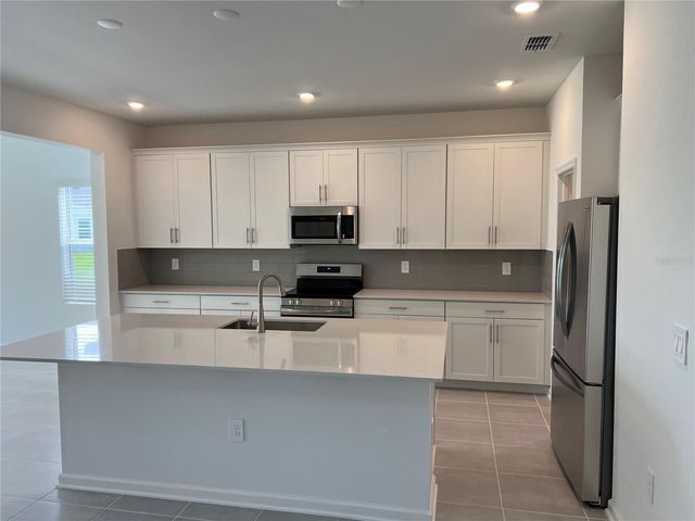 5590 FIONA LANE, St Cloud, FL 34771