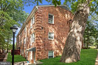 185 TALBOTT ST #185, Rockville, MD 20852