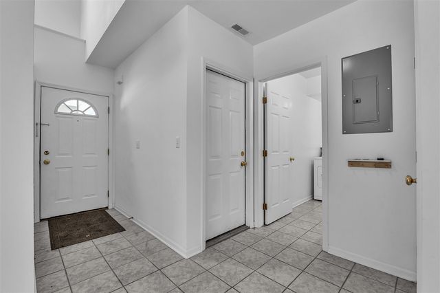 665-667 Vine Court, Ann Arbor, MI 48103