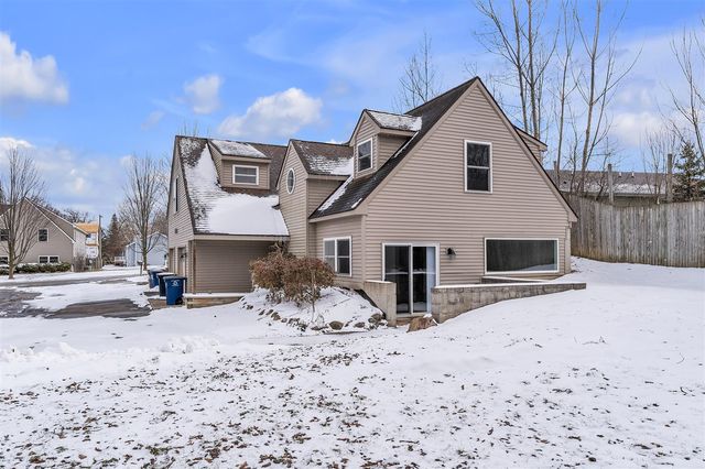 665-667 Vine Court, Ann Arbor, MI 48103