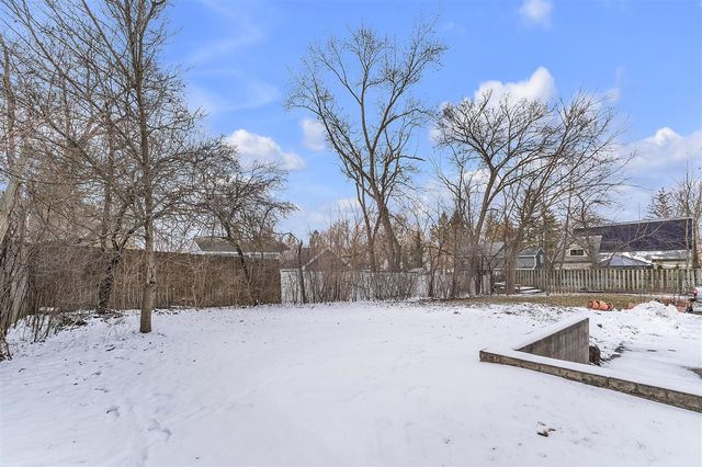 665-667 Vine Court, Ann Arbor, MI 48103