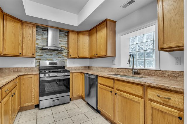 665-667 Vine Court, Ann Arbor, MI 48103