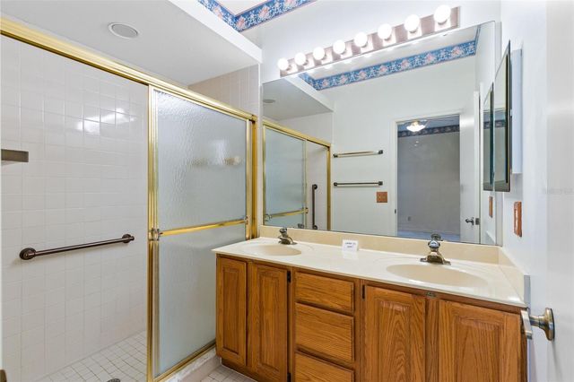 5884 PARKVIEW POINT DRIVE, Orlando, FL 32821