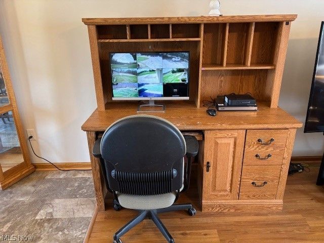 25486 Ridge Road, East Rochester, OH 44625