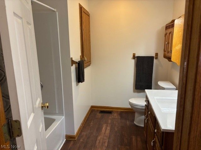 25486 Ridge Road, East Rochester, OH 44625