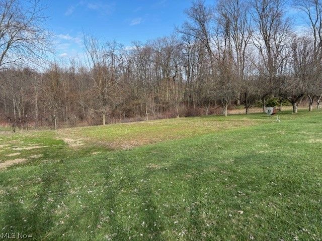 25486 Ridge Road, East Rochester, OH 44625