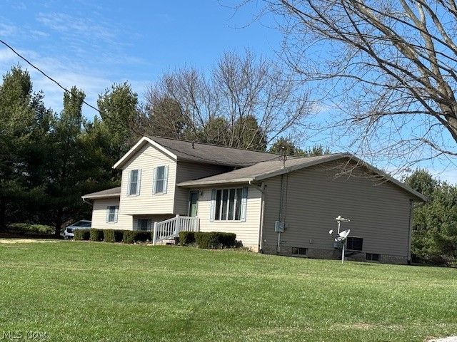 25486 Ridge Road, East Rochester, OH 44625