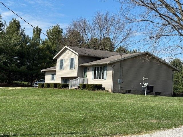 25486 Ridge Road, East Rochester, OH 44625