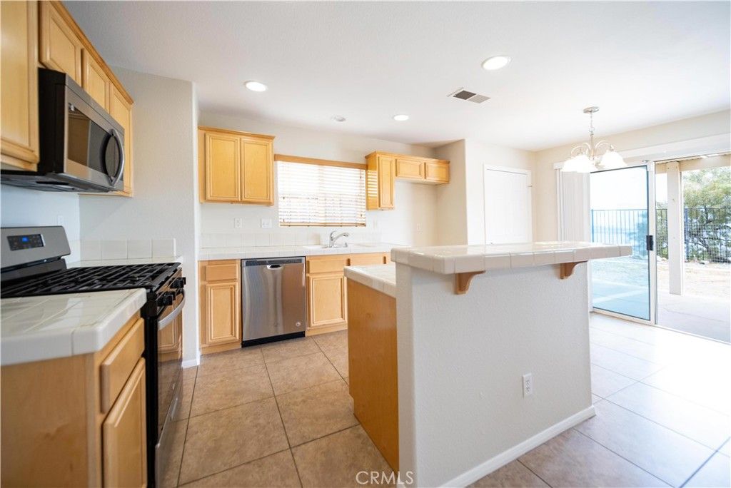 Image 10 of property listing at 29448 Rock Point, Lake Elsinore, CA 92530