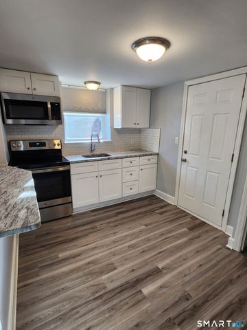 134 Fowler Ave Extension 1-S, Meriden, CT 06451
