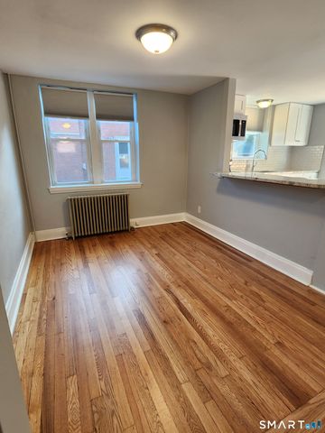 134 Fowler Ave Extension 1-S, Meriden, CT 06451