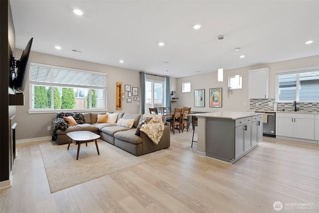 19939 23rd Avenue Ct E, Spanaway, WA 98387