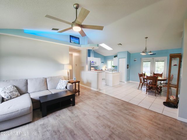 29 ROYAL OAK Drive, Palm Coast, FL 32164