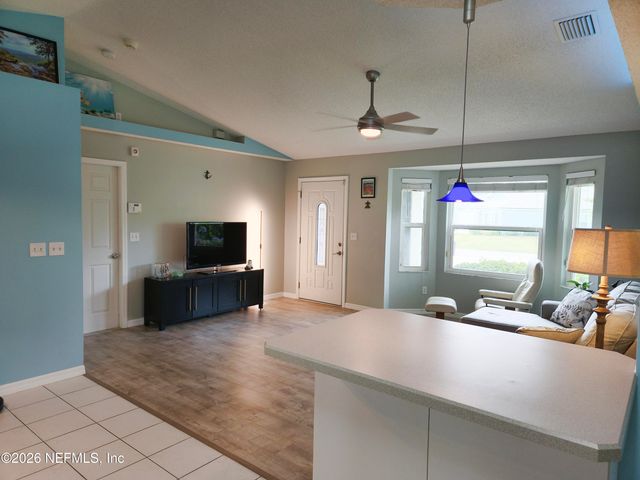 29 ROYAL OAK Drive, Palm Coast, FL 32164