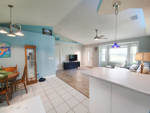 29 ROYAL OAK Drive, Palm Coast, FL 32164