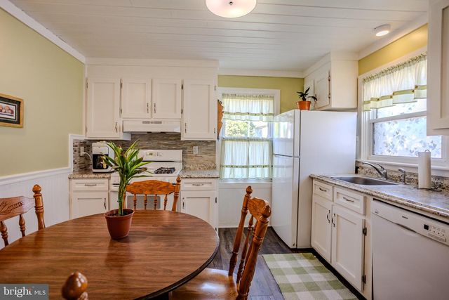 822 MCALLISTER ST, Hanover, PA 17331