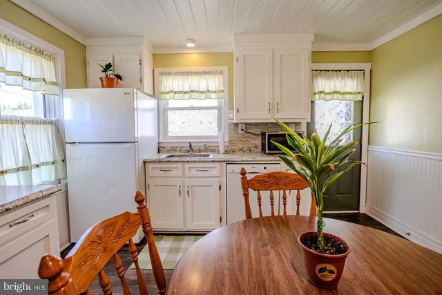 822 MCALLISTER ST, Hanover, PA 17331
